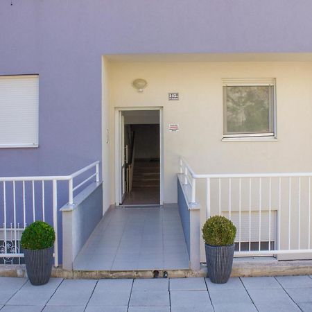 Apartment Sea View 시베니크 외부 사진