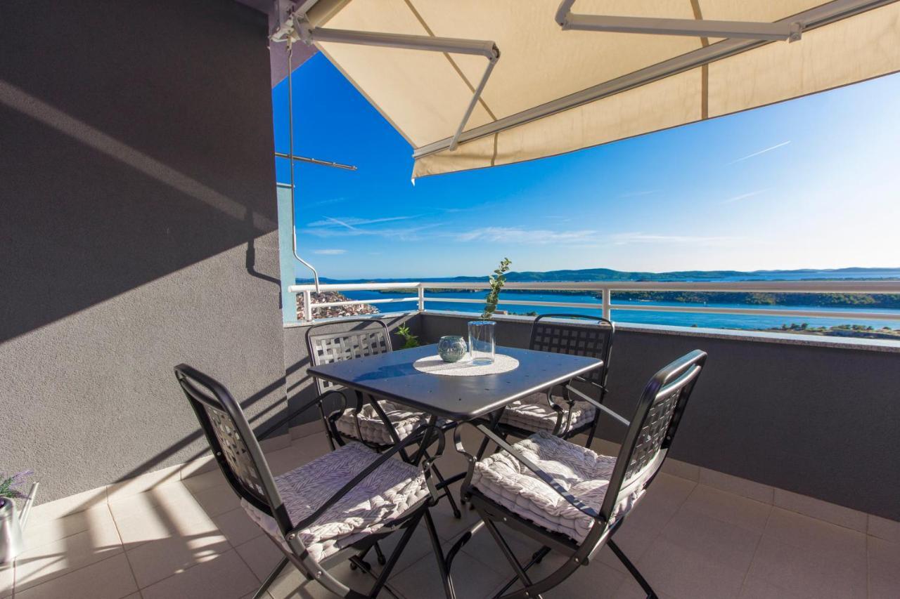 Apartment Sea View 시베니크 외부 사진